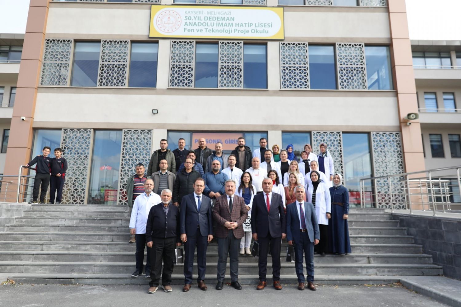 BAŞKAN PALANCIOĞLU, ÖĞRETMENLER İLE BİR ARAYA GELEREK GÜNLERİNİ KUTLADI