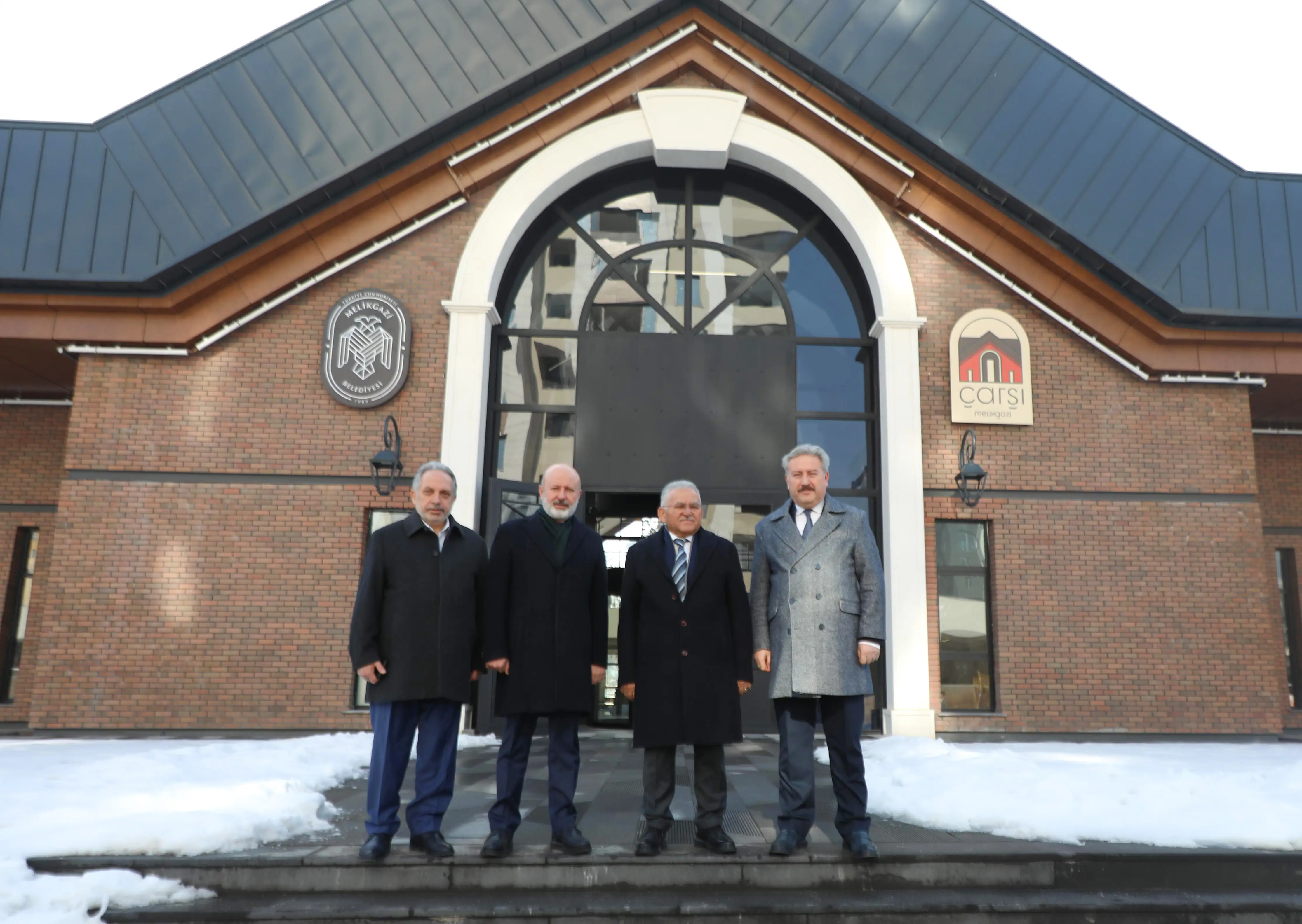 TÜRKİYE’DE ÖRNEĞİ OLMAYAN “ÇARŞI MELİKGAZİ”YE BAŞKANLARDAN ZİYARET