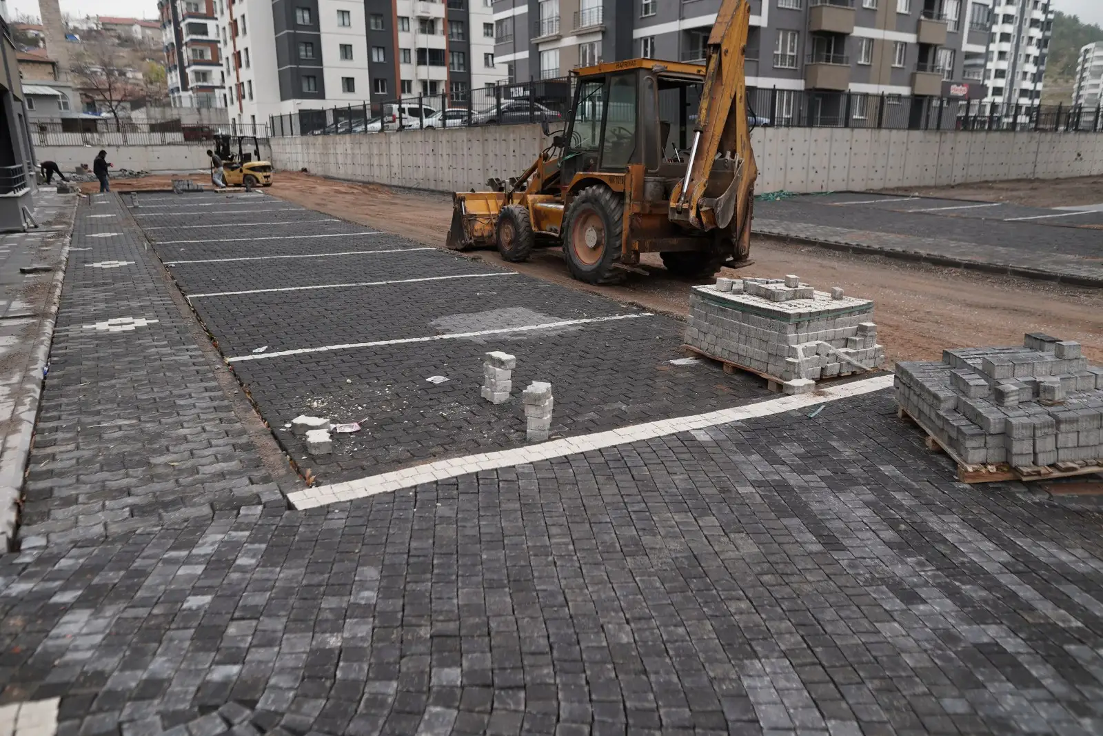 LIVING SPACES IN MELIKGAZI ARE TAKING ON A MODERN LOOK.