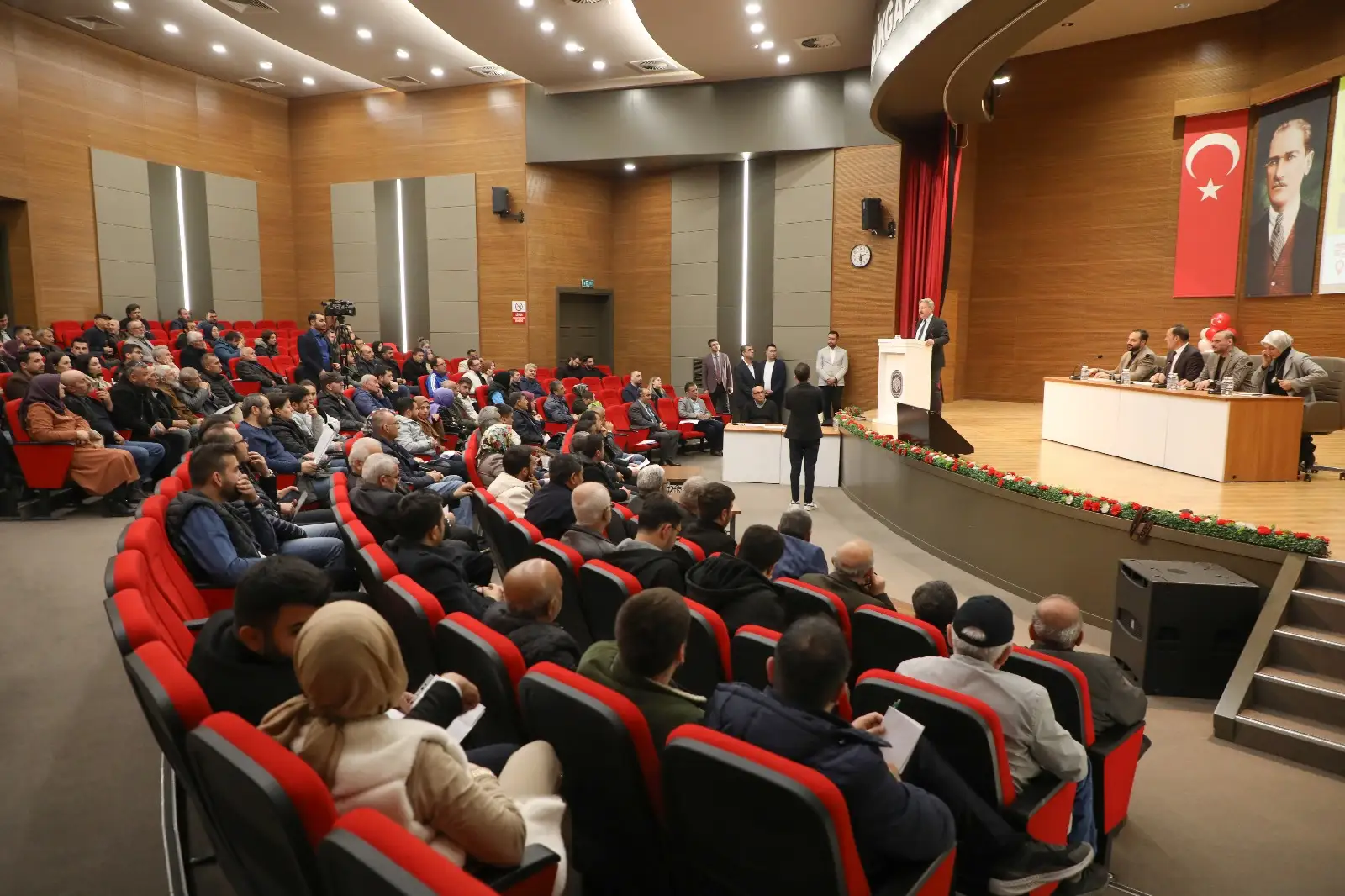 WITH MELİKGAZİ'S WIN-WIN MODEL, 19 FLATS WERE GIVEN TO THEIR OWNERS
