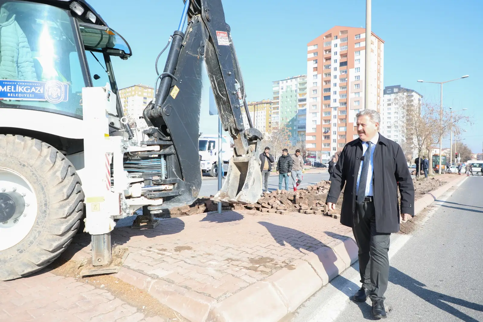 MAYOR PALANCIOĞLU: “WE ARE WORKING FOR A GREEN AND MORE AESTHETIC MELİKGAZİ!”