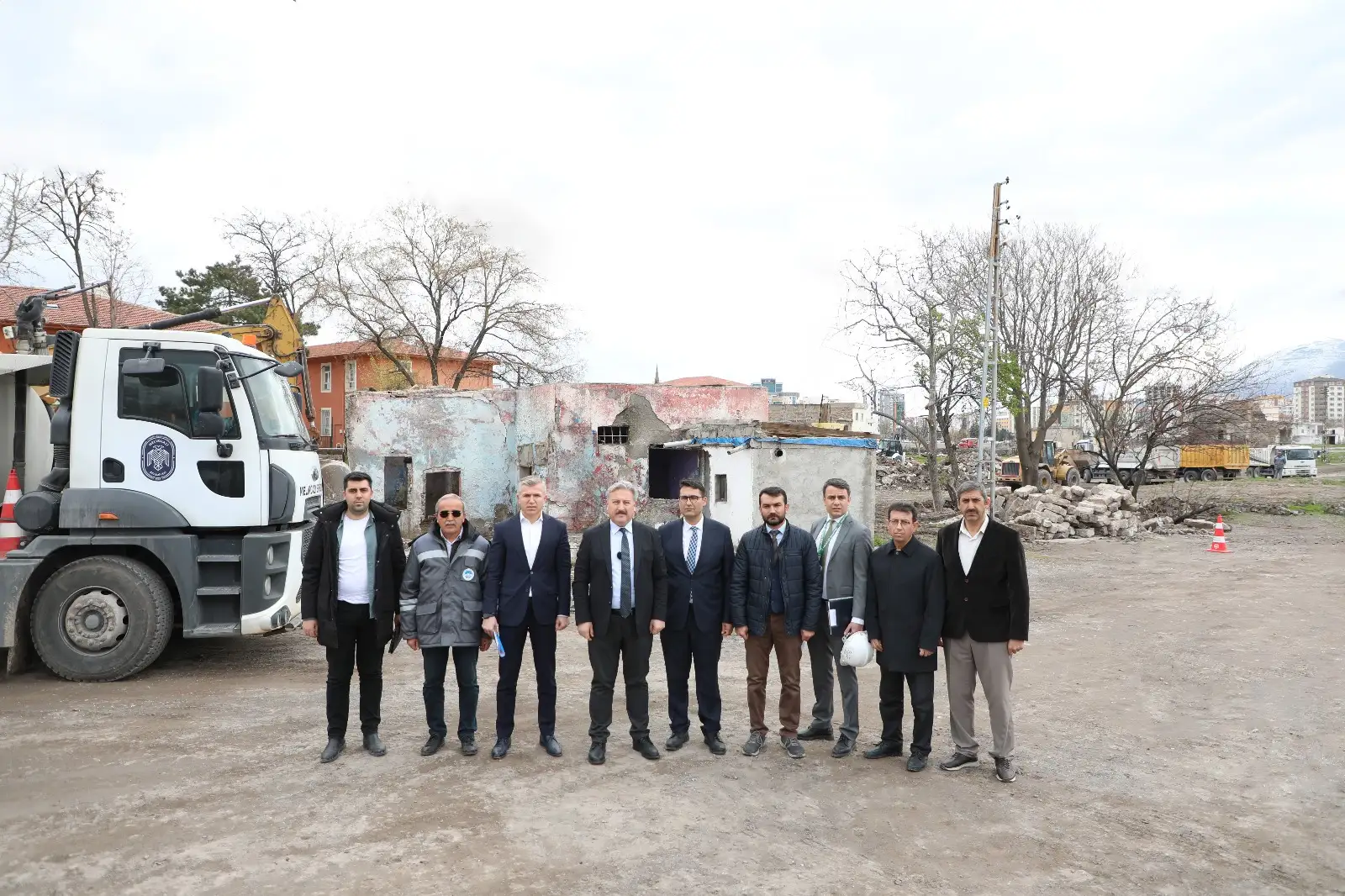 MAYOR PALANCIOĞLU: THERE WILL BE NO DELETED BUILDINGS LEFT IN MELİKGAZİ!