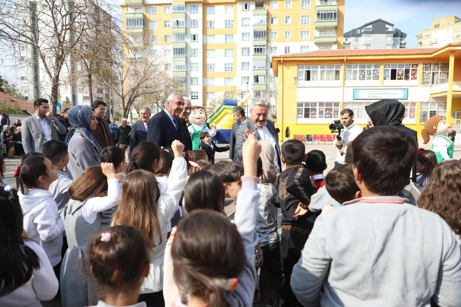 BAŞKAN PALANCIOĞLU ESENTEPE MUMCULAR İLKOKULU ÖĞRENCİLERİ İLE BİR ARAYA GELDİ